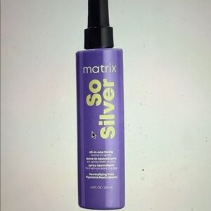 Matix So Silver Hair Spray - Purple and Black